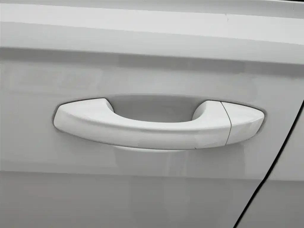 Volkswagen Lavida 2024 Model 1.5L Automatic Delight Edition фото 18