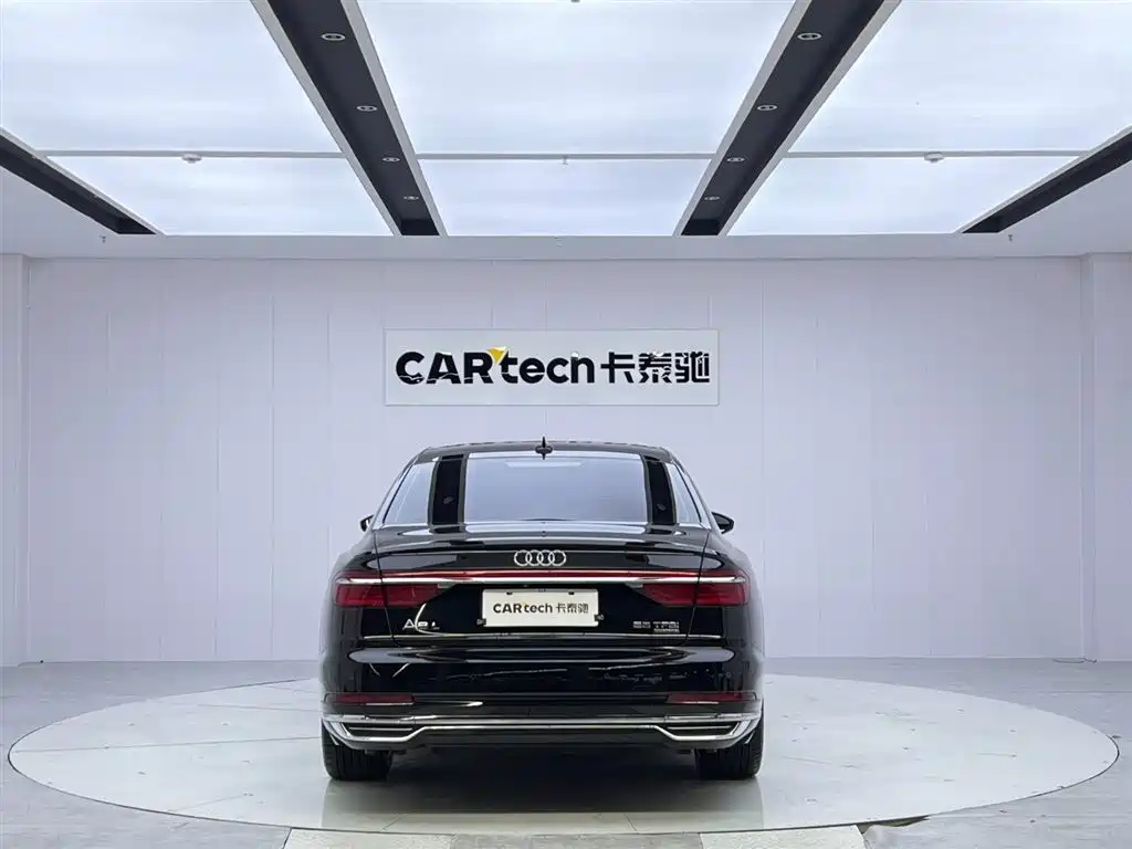 Audi A8 2018 A8L 55 TFSI quattro Launch Premium фото 4