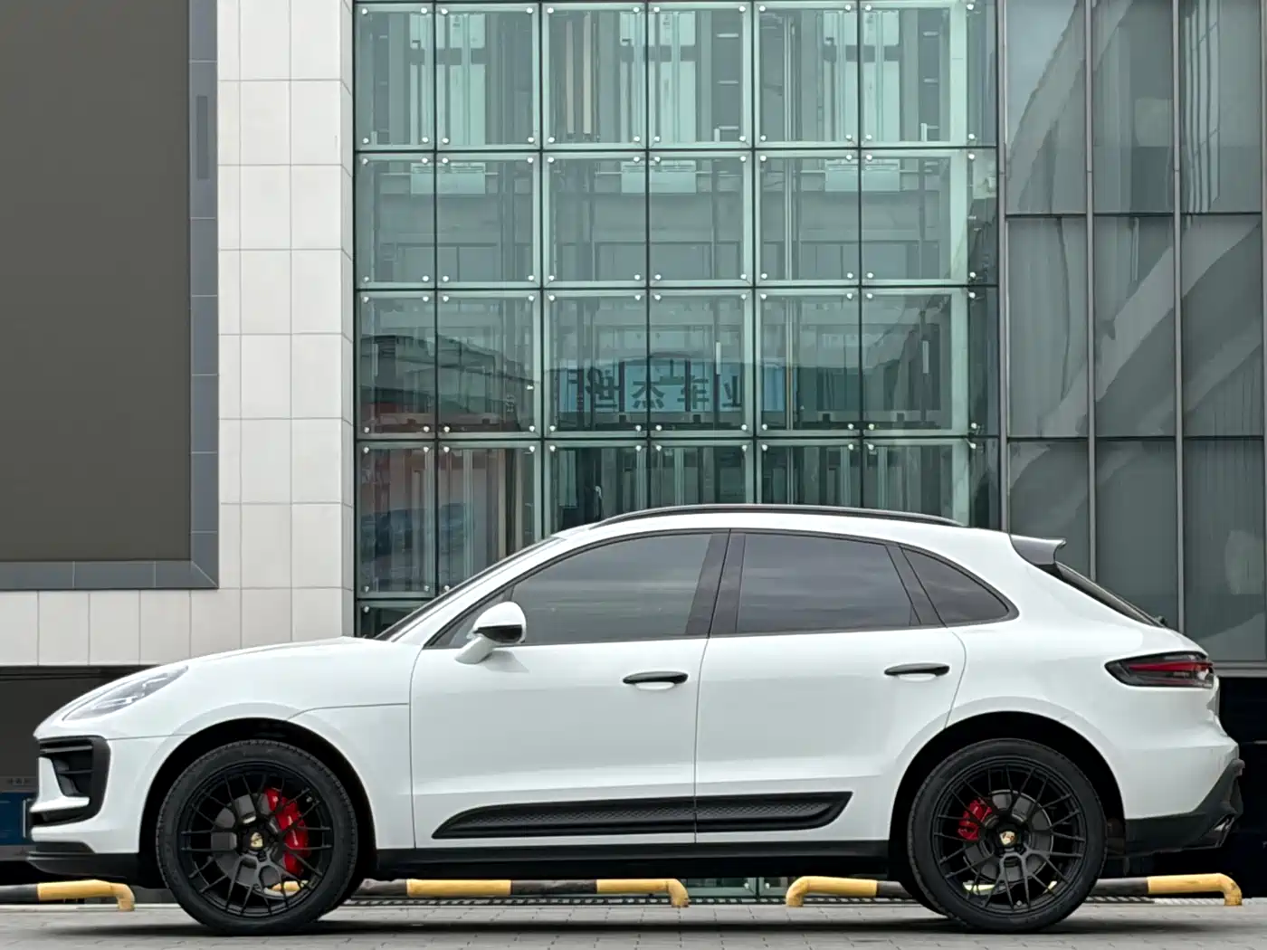 Porsche Macan 2022 Macan 2.0T фото 7