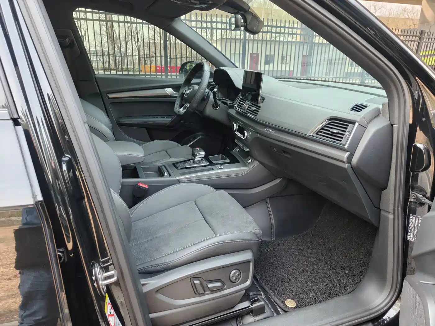 Audi Q5L Sportback 2023 2023 40 TFSI Ice & Snow Sport Edition