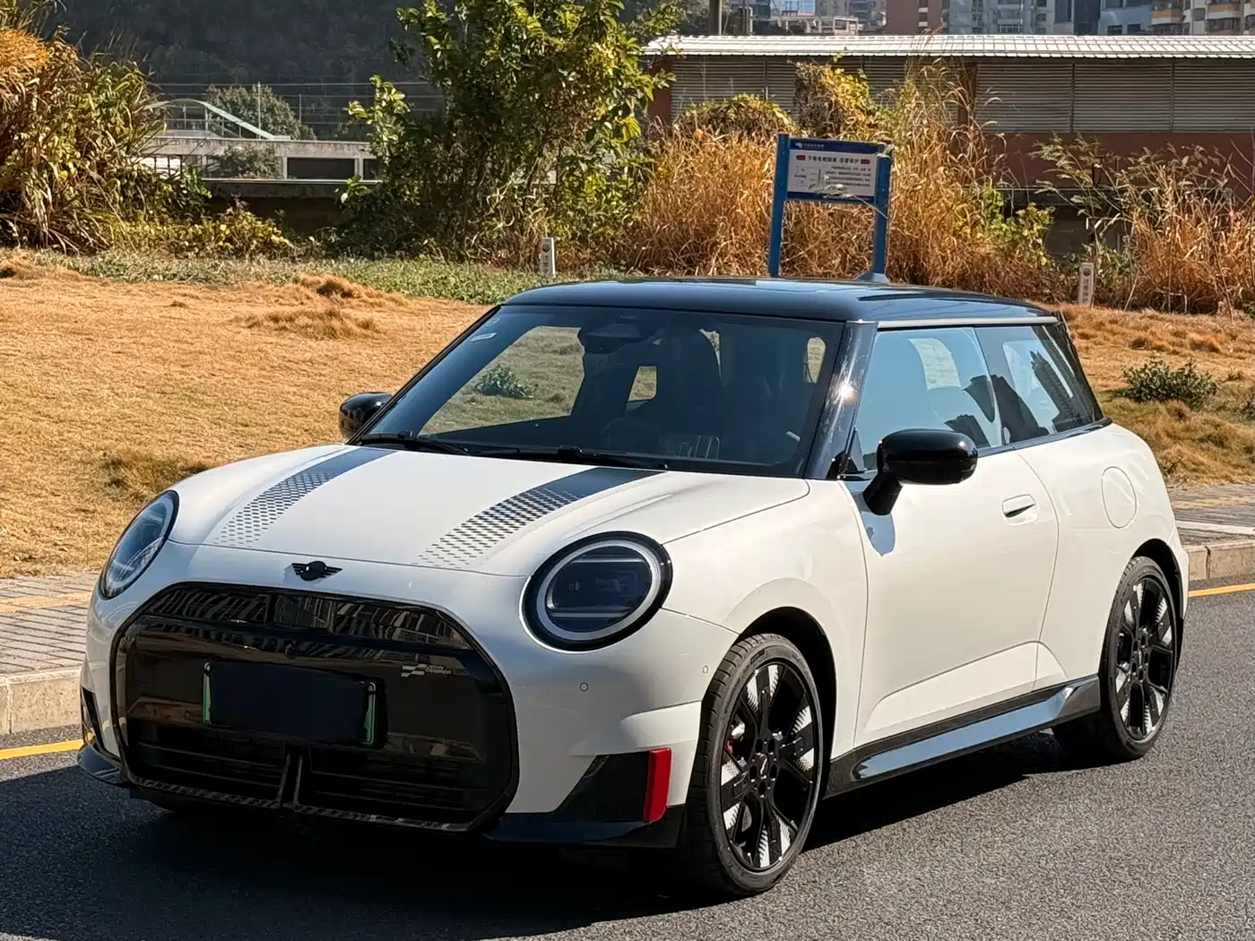 MINI ELECTRIC  JCW
