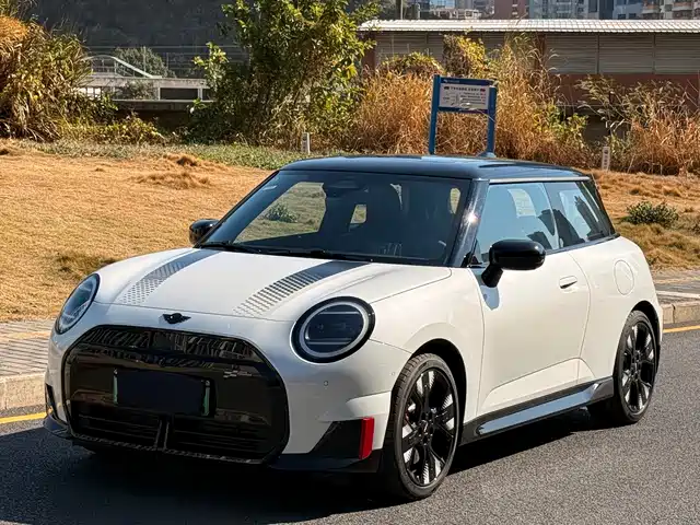 MINI ELECTRIC  JCW