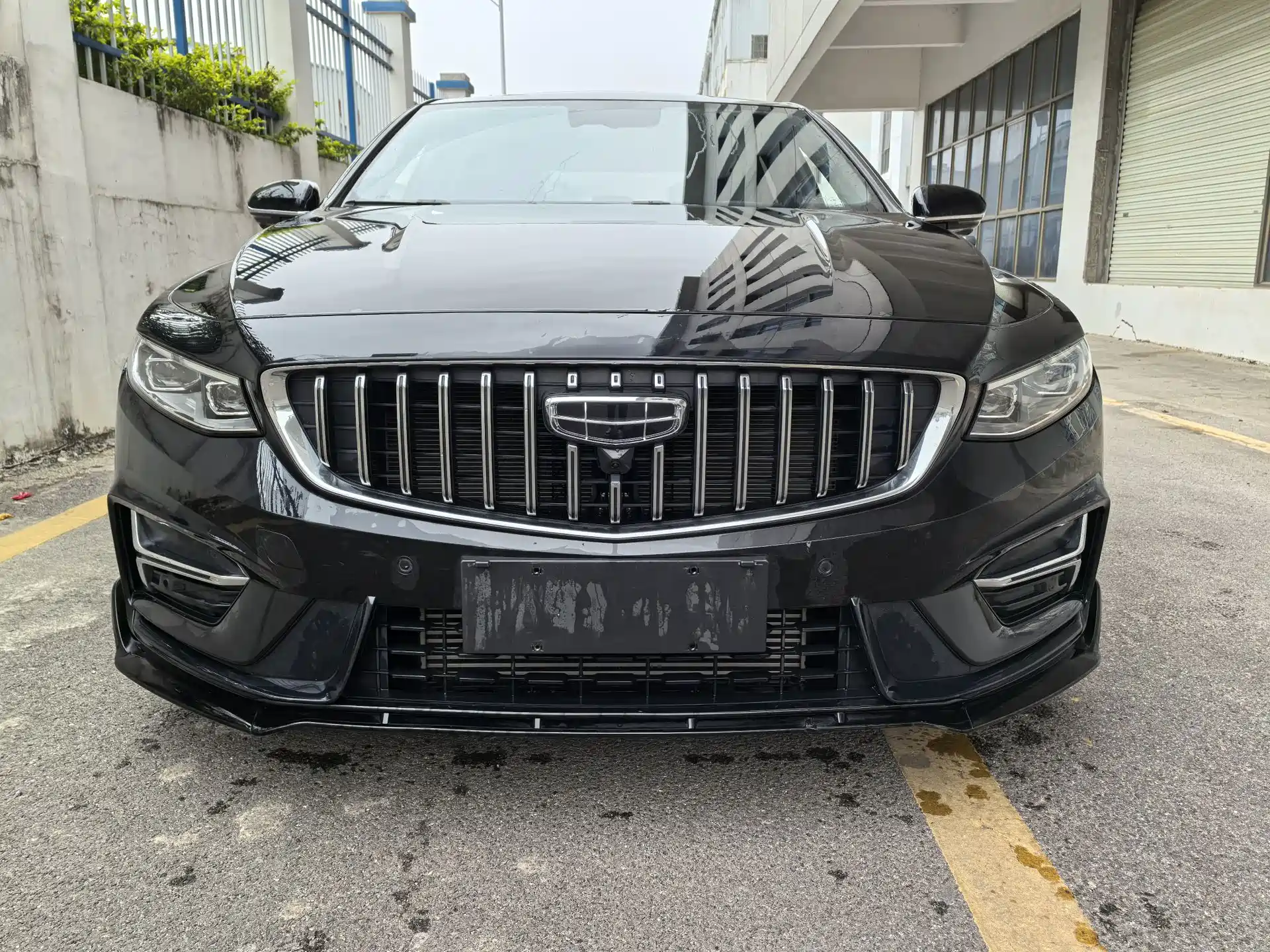Фото 2 - Geely Preface