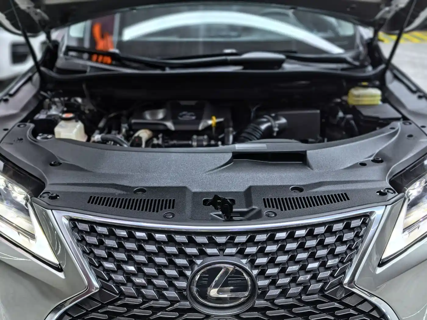 Lexus RX 2020 Facelift 300 AWD Elegance Edition фото 37