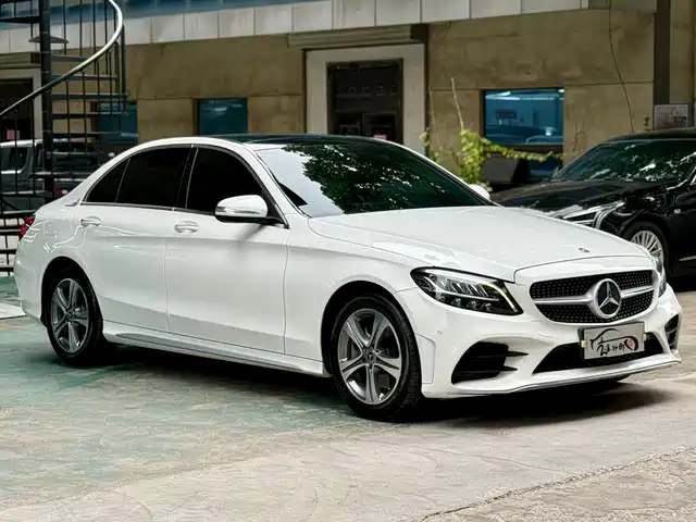 Mercedes-Benz C-Class 2019 Facelift C 260 L Sport — фото 2