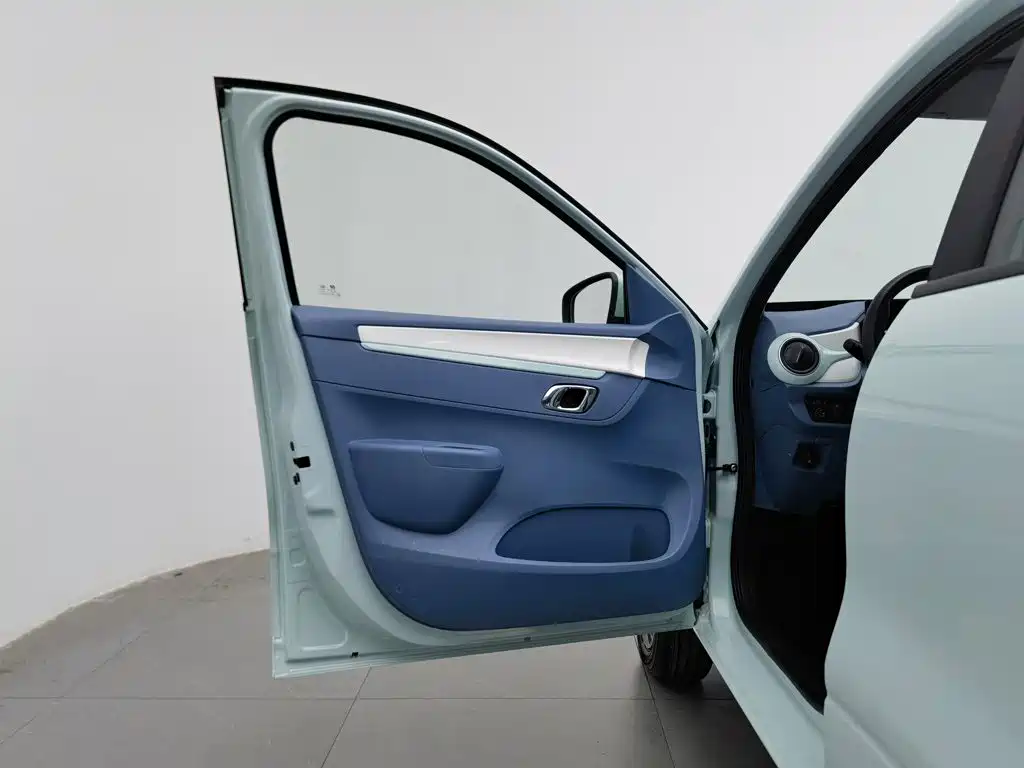 Dongfeng Yipai Nano BOX 2023 2022 Facelift Breeze Edition 201KM Standard