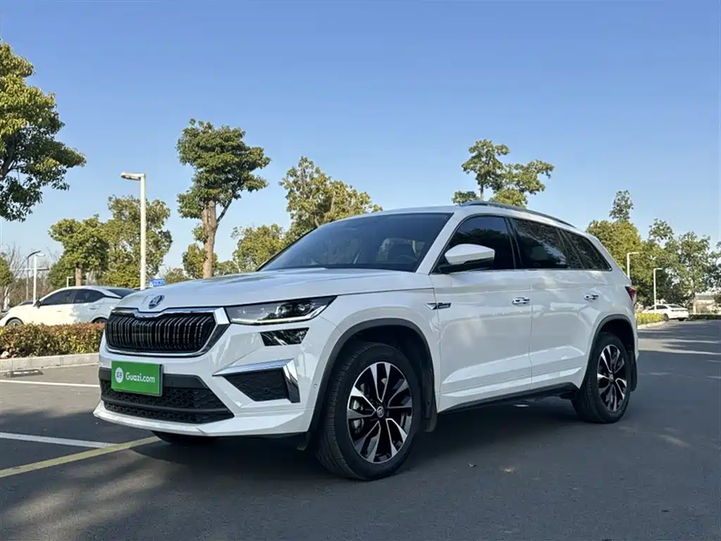 Škoda Kodiaq 2022 TSI330 7-Seater FWD Luxury Edition