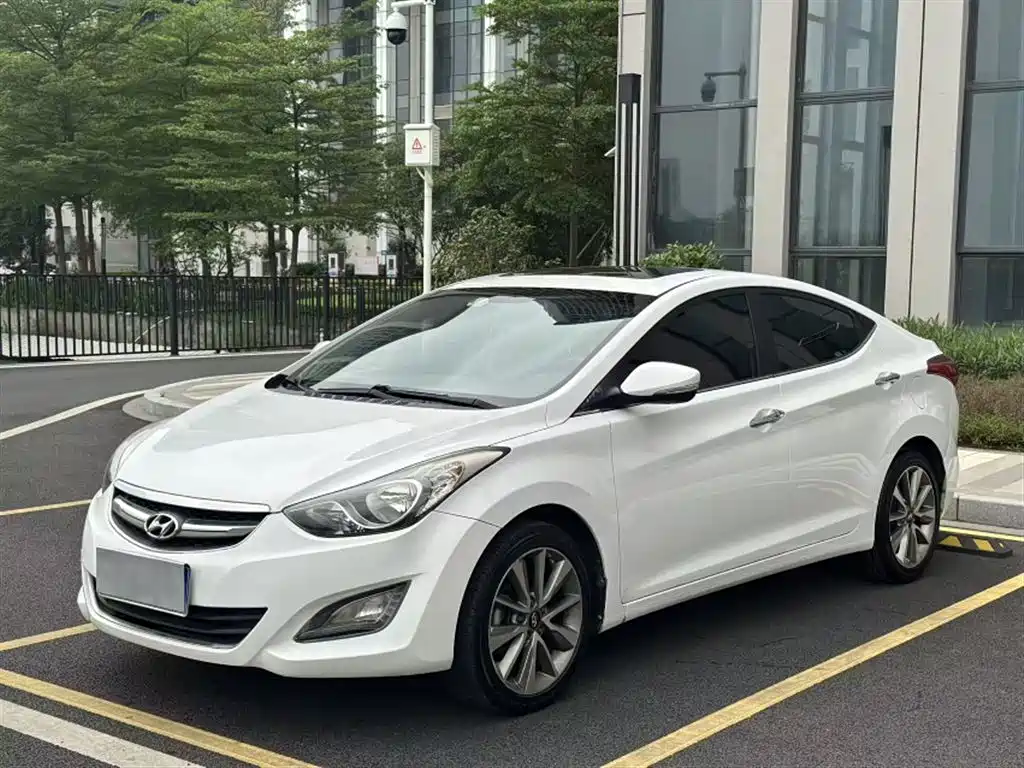 Hyundai Langdong 2015 1.6L Auto Premium