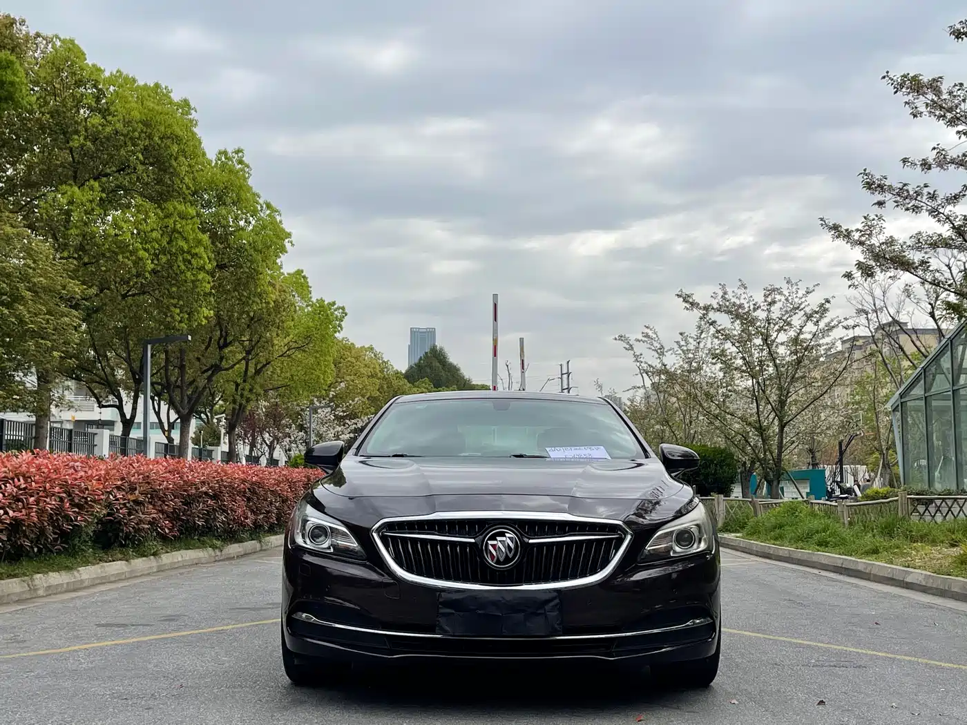 Buick LaCrosse 2016 Facelift 28T Elite фото 2