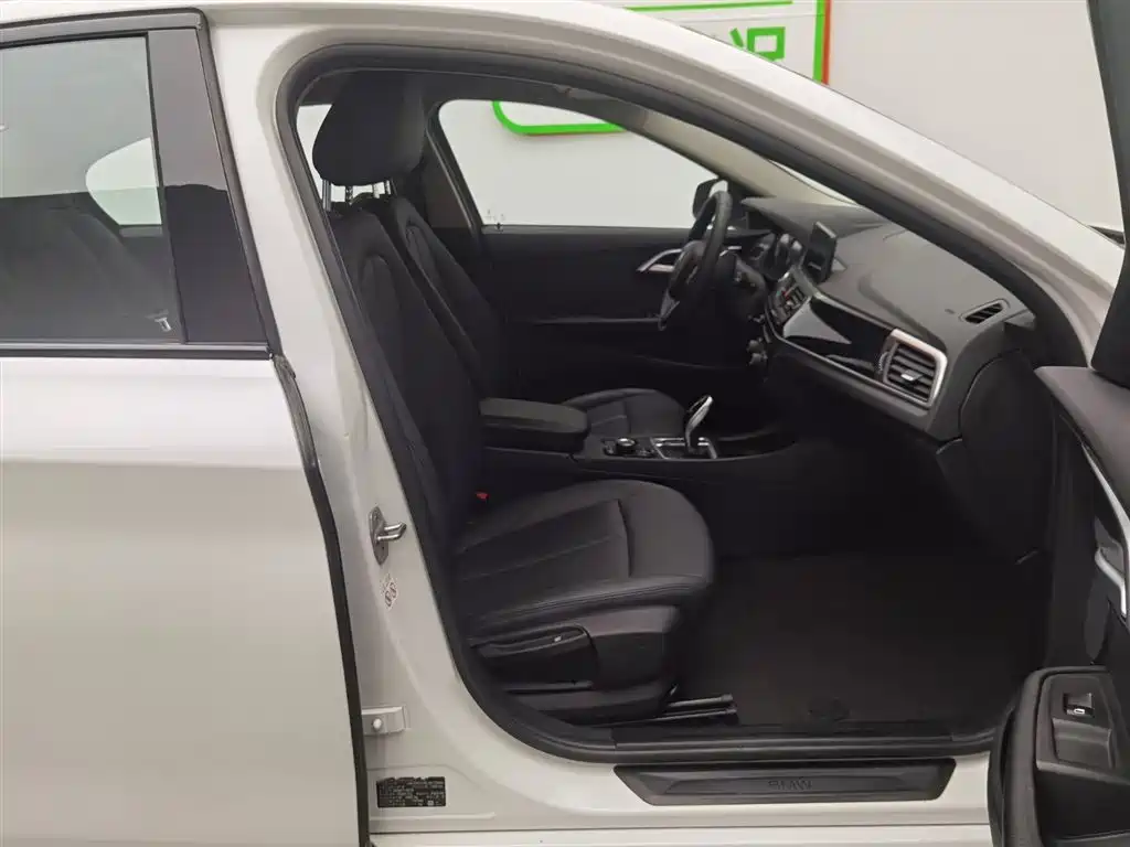 BMW 1 Series 2020 Model 120i Fashion Style фото 23