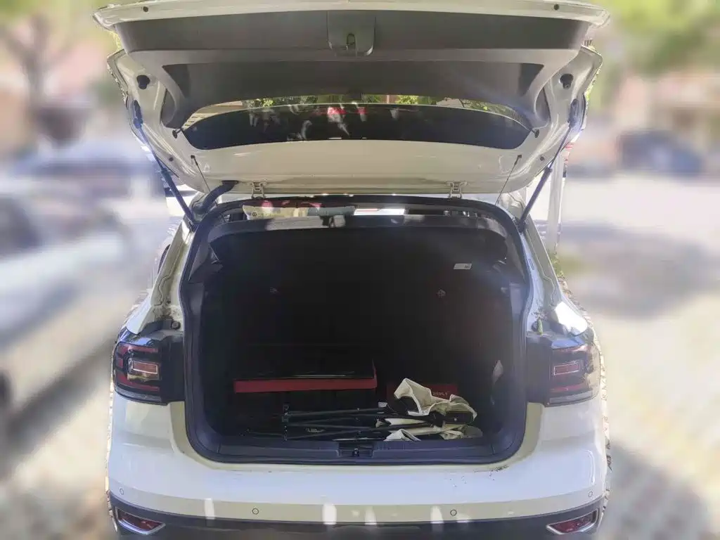 Photo 4 - Volkswagen Tanying