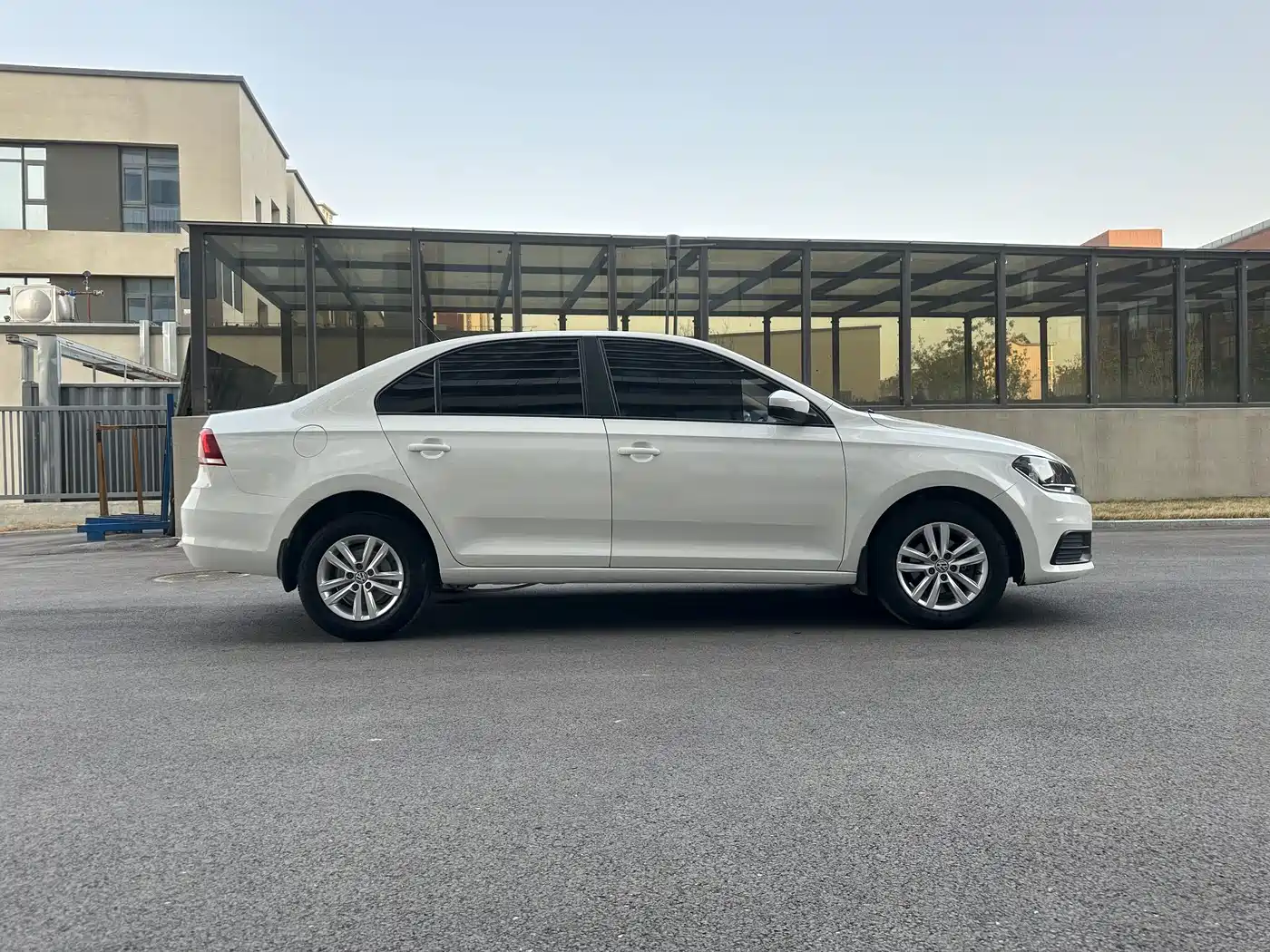 Volkswagen Santana 2016 1.6L Manual Trend Edition фото 9