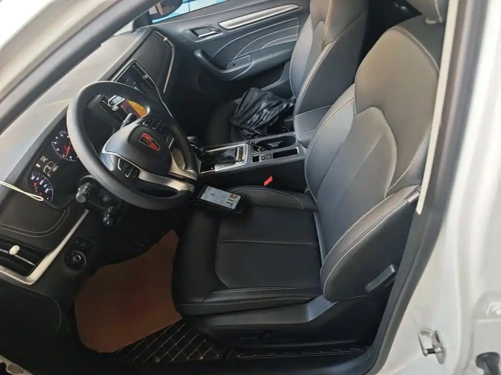 Roewe i6 2021 2020 PLUS 1.6L CVT 4G Connected Glory Flagship Edition