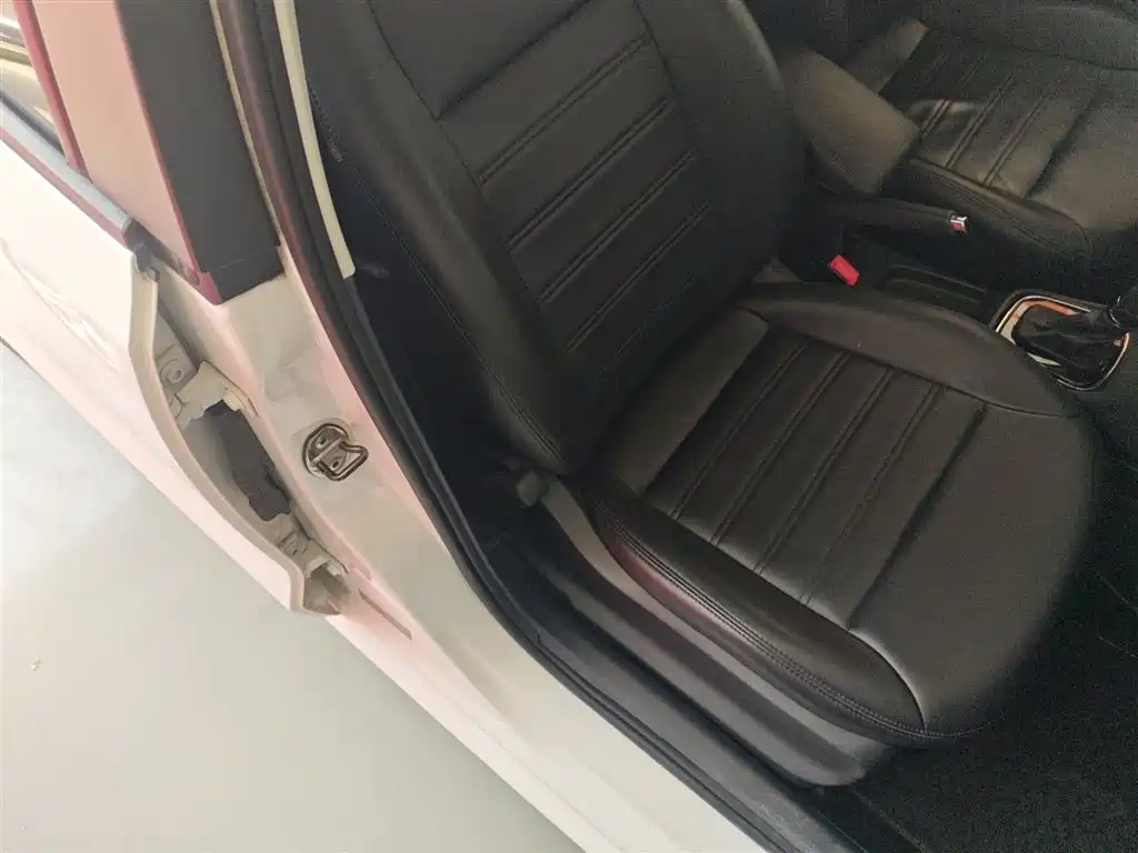 Volkswagen Polo 2018 1.5L Auto Comfort фото 25