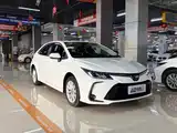 Фото 3 - Toyota Corolla