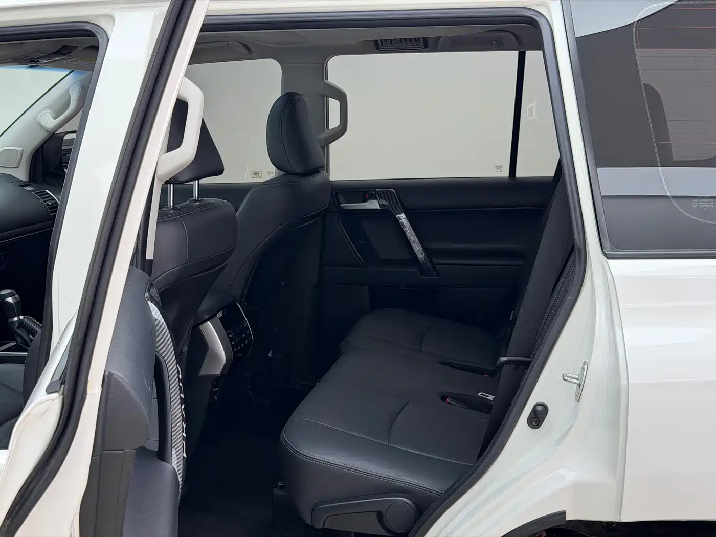 Toyota Prado 2018 3.5L Automatic TX-L Rear-mounted Spare Tire фото 7