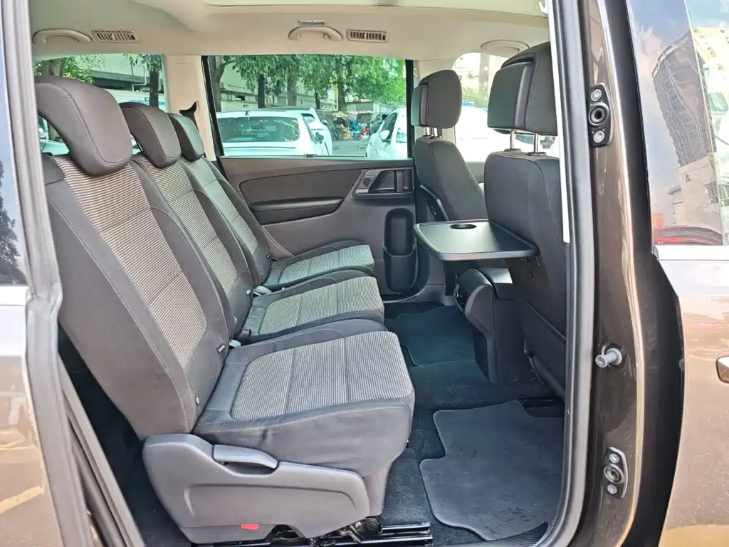 Volkswagen Sharan 2014 2013 1.8TSI Standard