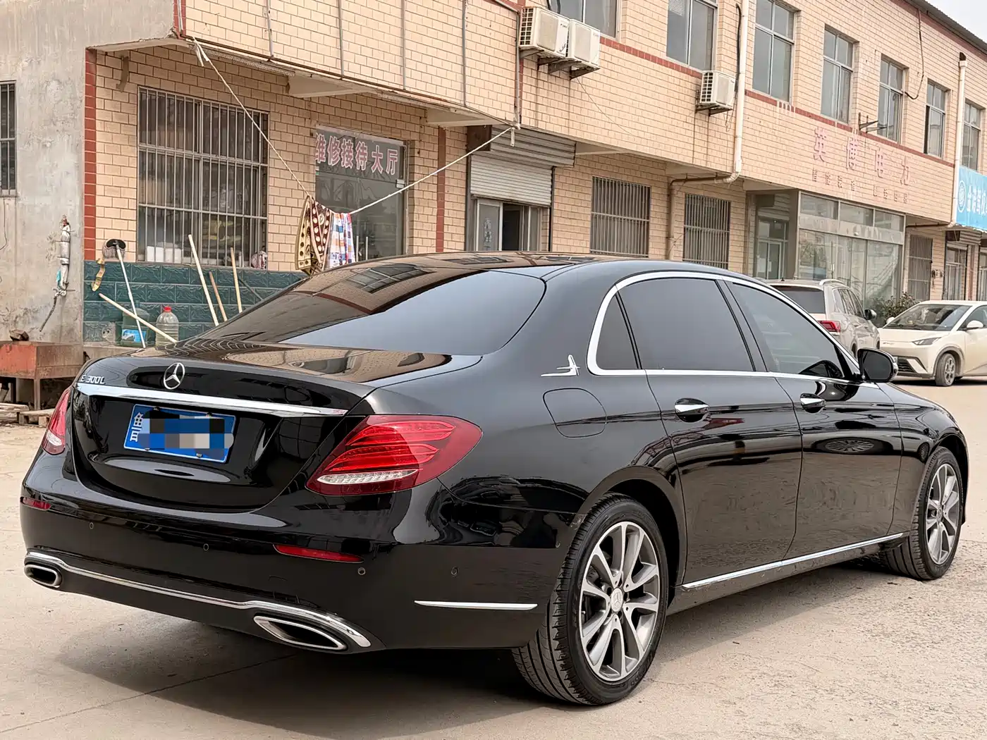 Mercedes-Benz E-Class 2019 E 300 L Luxury фото 6