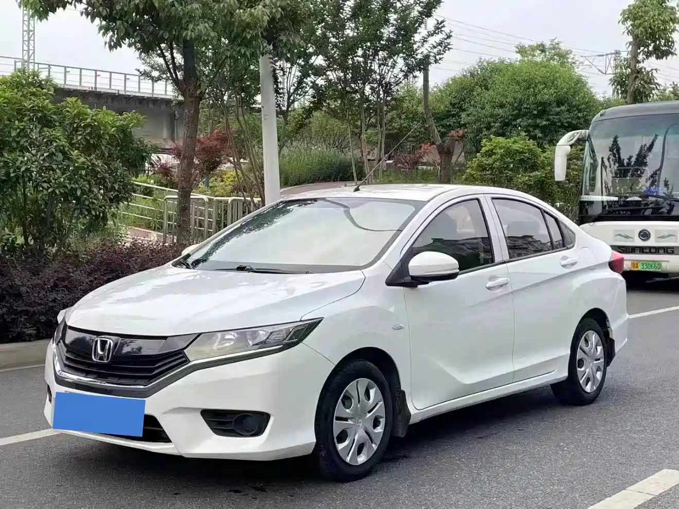 Honda Greiz 2016 2016 1.5L CVT Comfort Edition