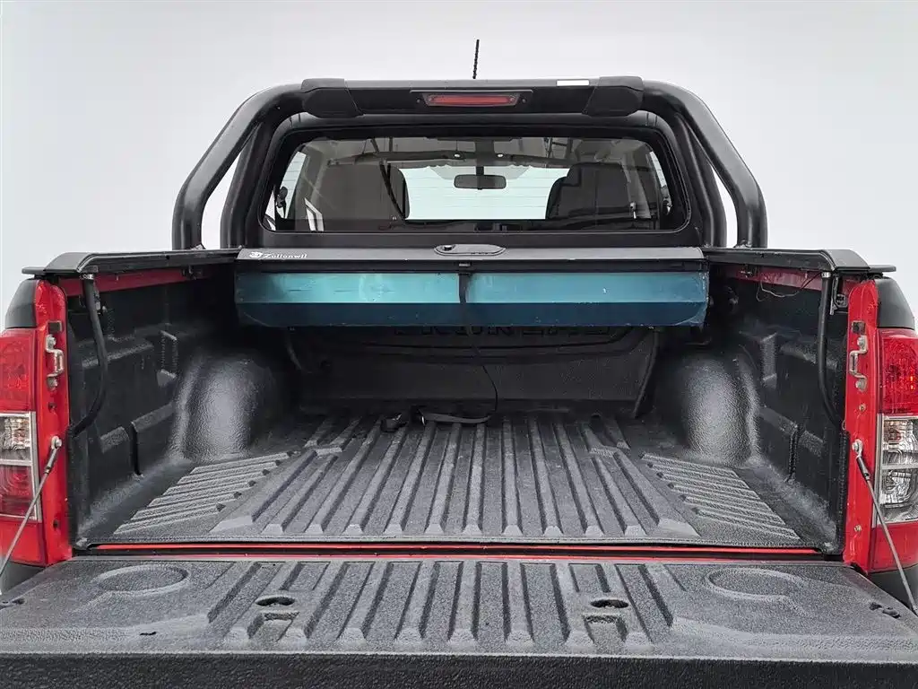 Nissan Navara 2017 Model 2.5L Automatic 4WD Luxury QR25 фото 16