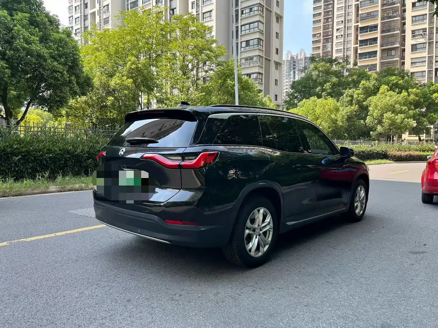 NIO ES8 2018 2018 355KM Base Model 7-Seater Version