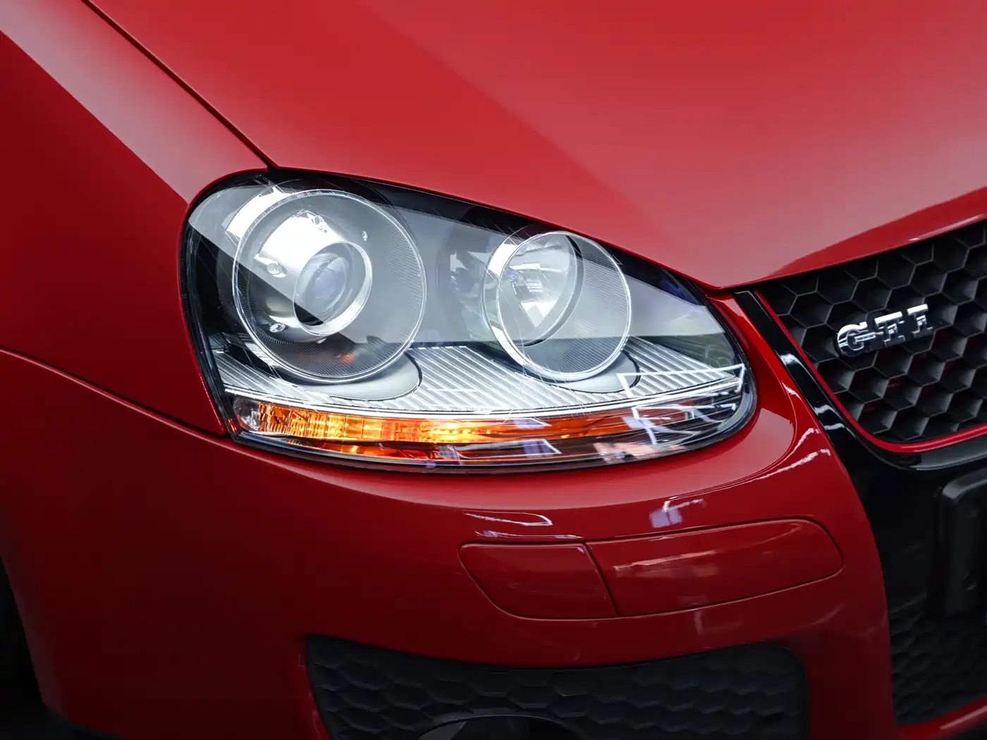 Volkswagen Golf (Import) 2006 GTI 2.0T 3-Door фото 26