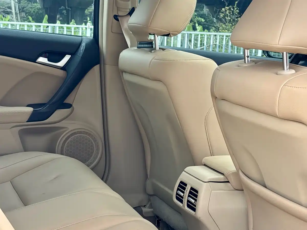 Honda Spirior 2013 2013 2.4L Premium Edition