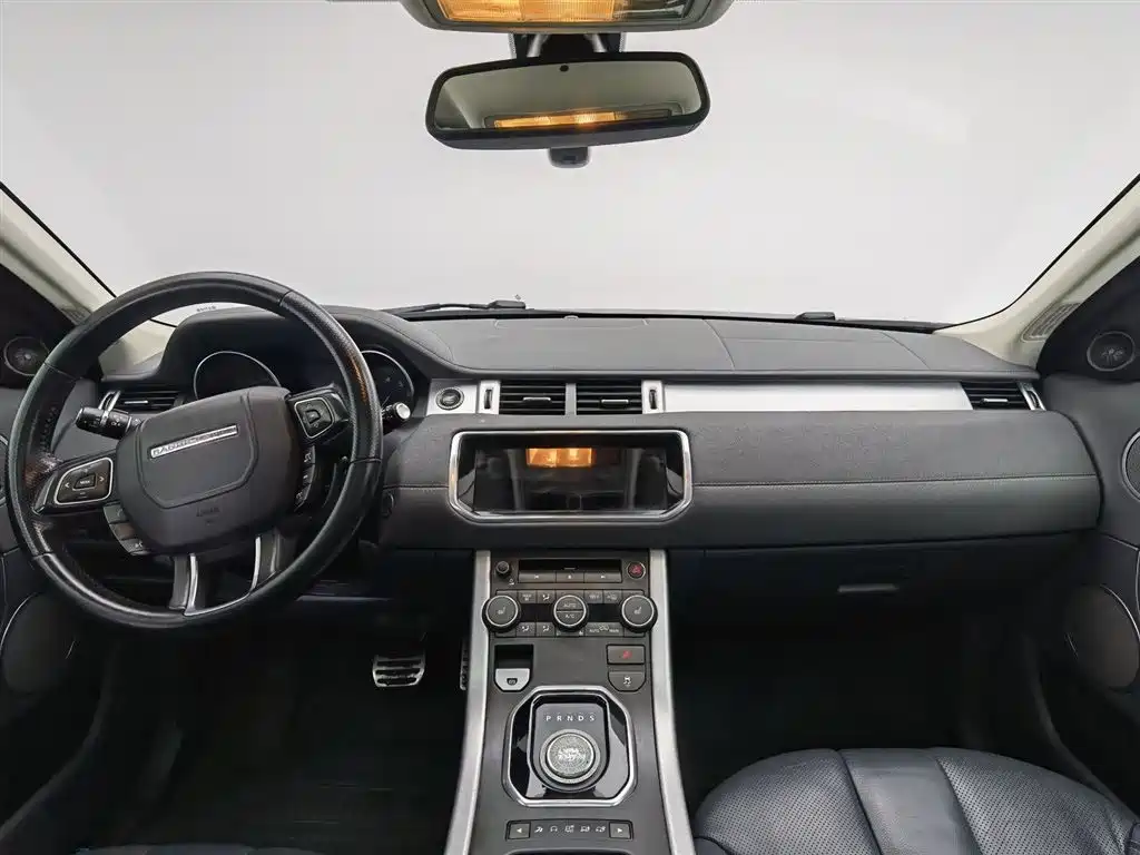 Land Rover Range Rover Evoque (Import) 2012 2.0T 5-door Dynamic Edition фото 5