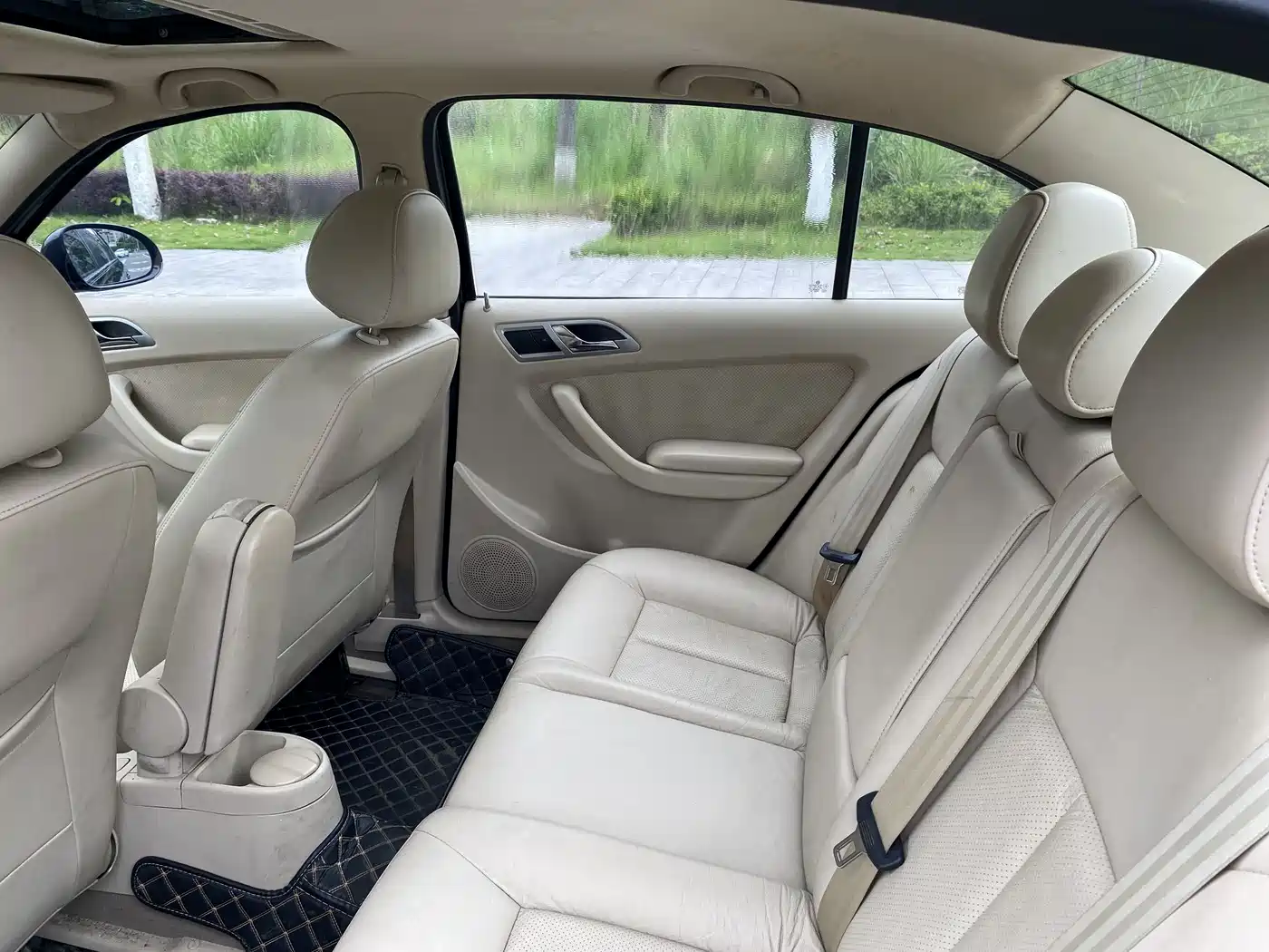Volkswagen Lavida 2008 Model 1.6L Manual Pinyou Edition фото 13