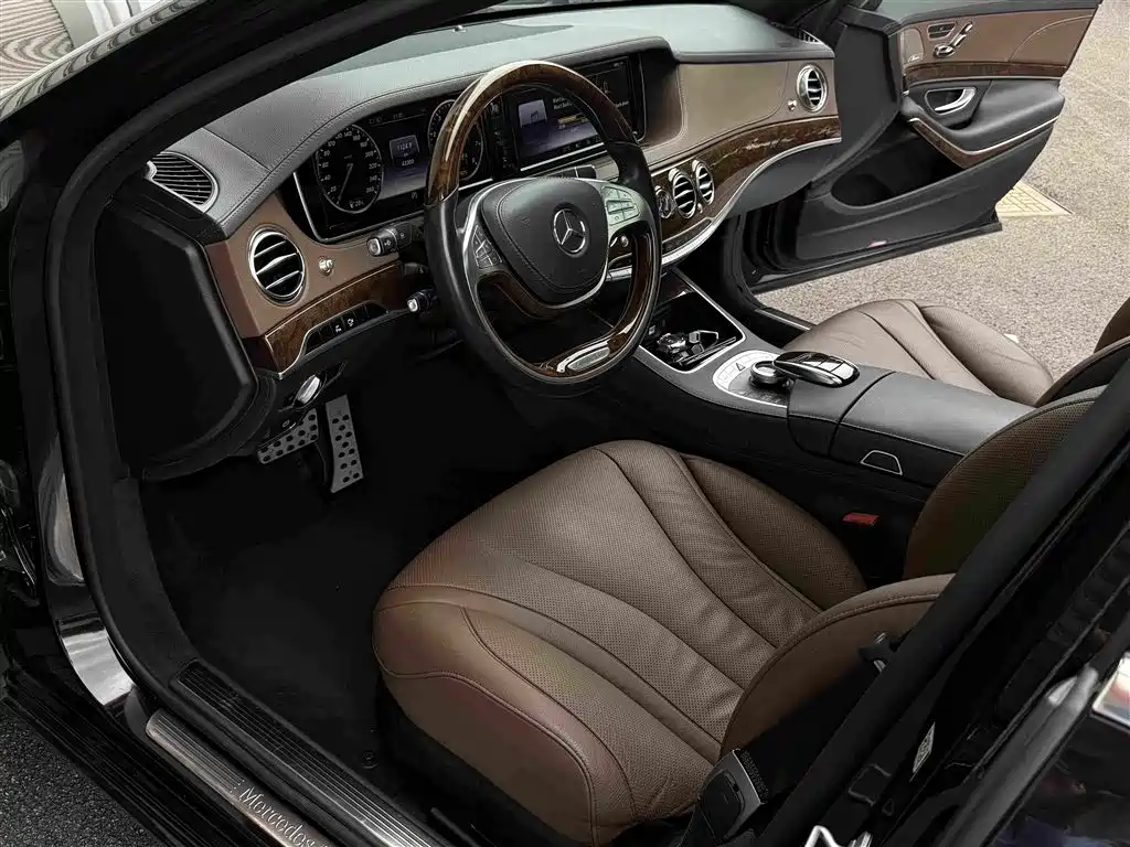 Фото 4 - Brabus S-Class