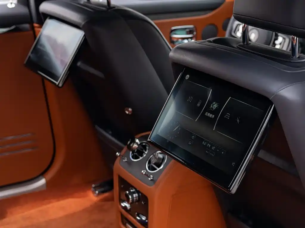 Фото 26 - Rolls-Royce Ghost