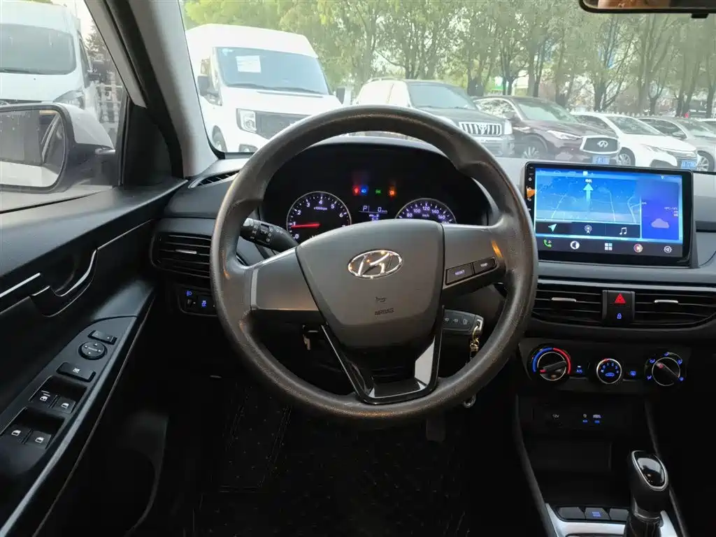 Hyundai Elantra 2018 1.6L Auto Joy GL (China V) фото 7