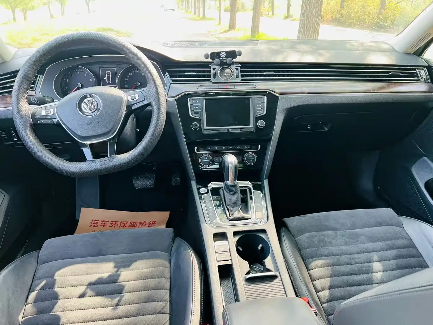 Volkswagen Magotan 2017 380TSI DSG Luxury фото 6
