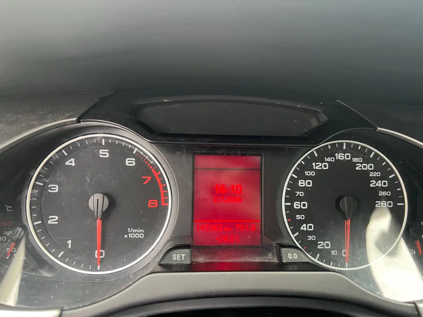 Audi A4L 2011 2011 2.0 TFSI Standard