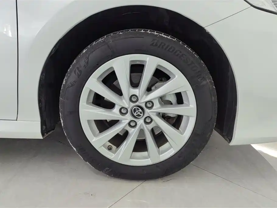 Toyota Camry 2022 2.0GVP Leading Edition фото 6