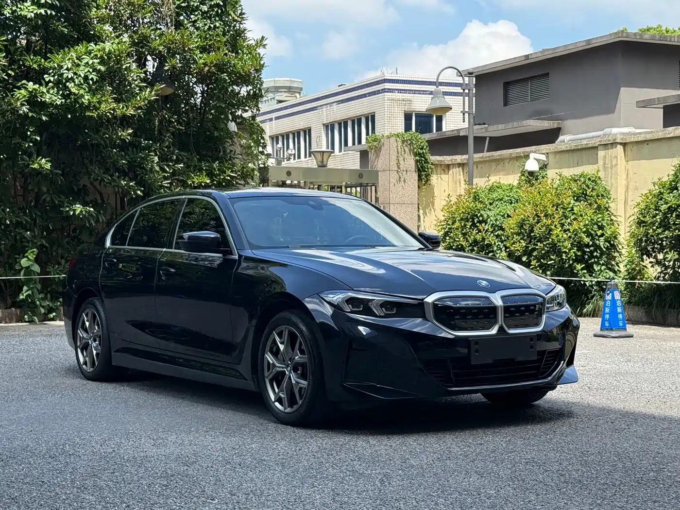 BMW i3 2022 2022 eDrive 35 L