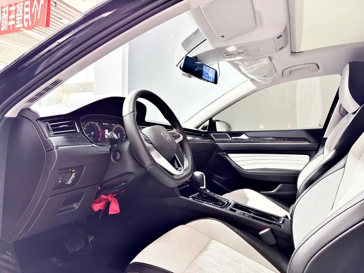 Volkswagen Magotan 2025 2025 Popular Edition 330TSI DSG Luxury