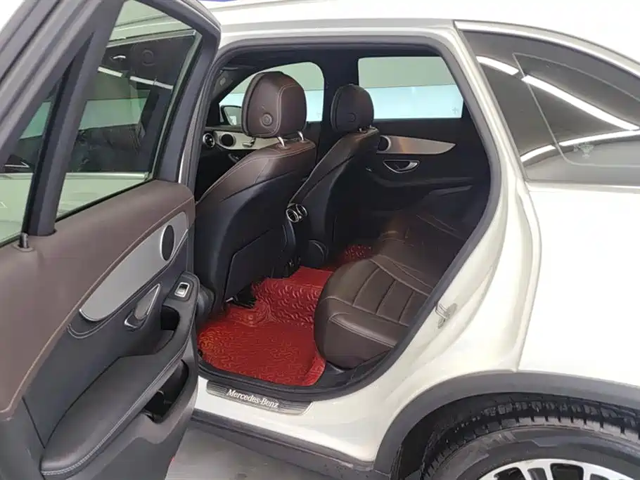 Mercedes-Benz GLC 2019 Model GLC 200 L 4MATIC фото 11
