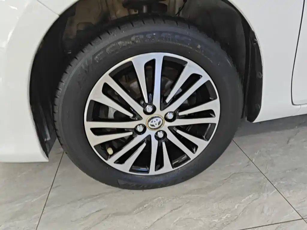 Toyota YARiS L Zhi Xiang 2018 2017 1.5E CVT Charming Edition