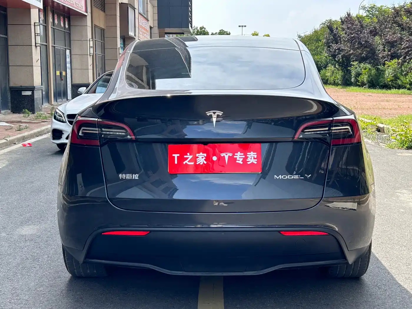 Фото 9 - Tesla Model Y