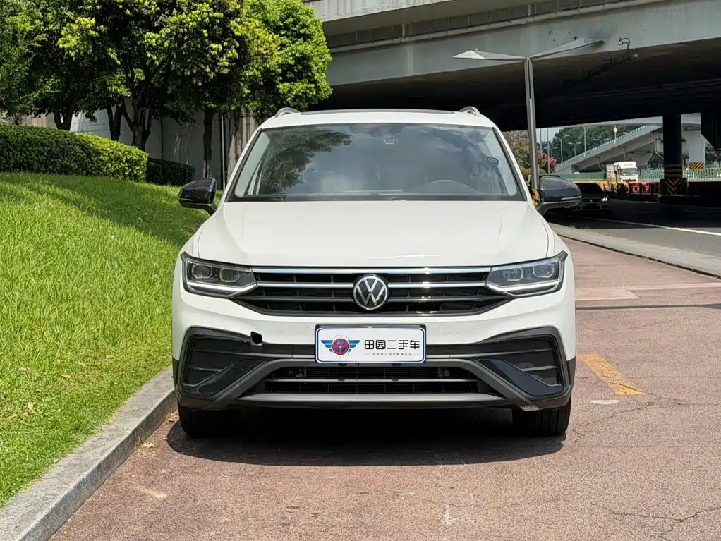 2025 Volkswagen Tiguan L