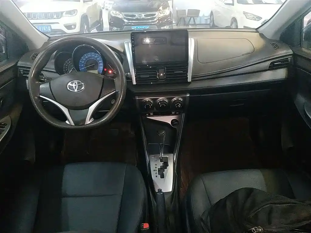 Toyota YARiS L Zhi Xuan 2014 1.5G Automatic Dynamic Edition фото 13