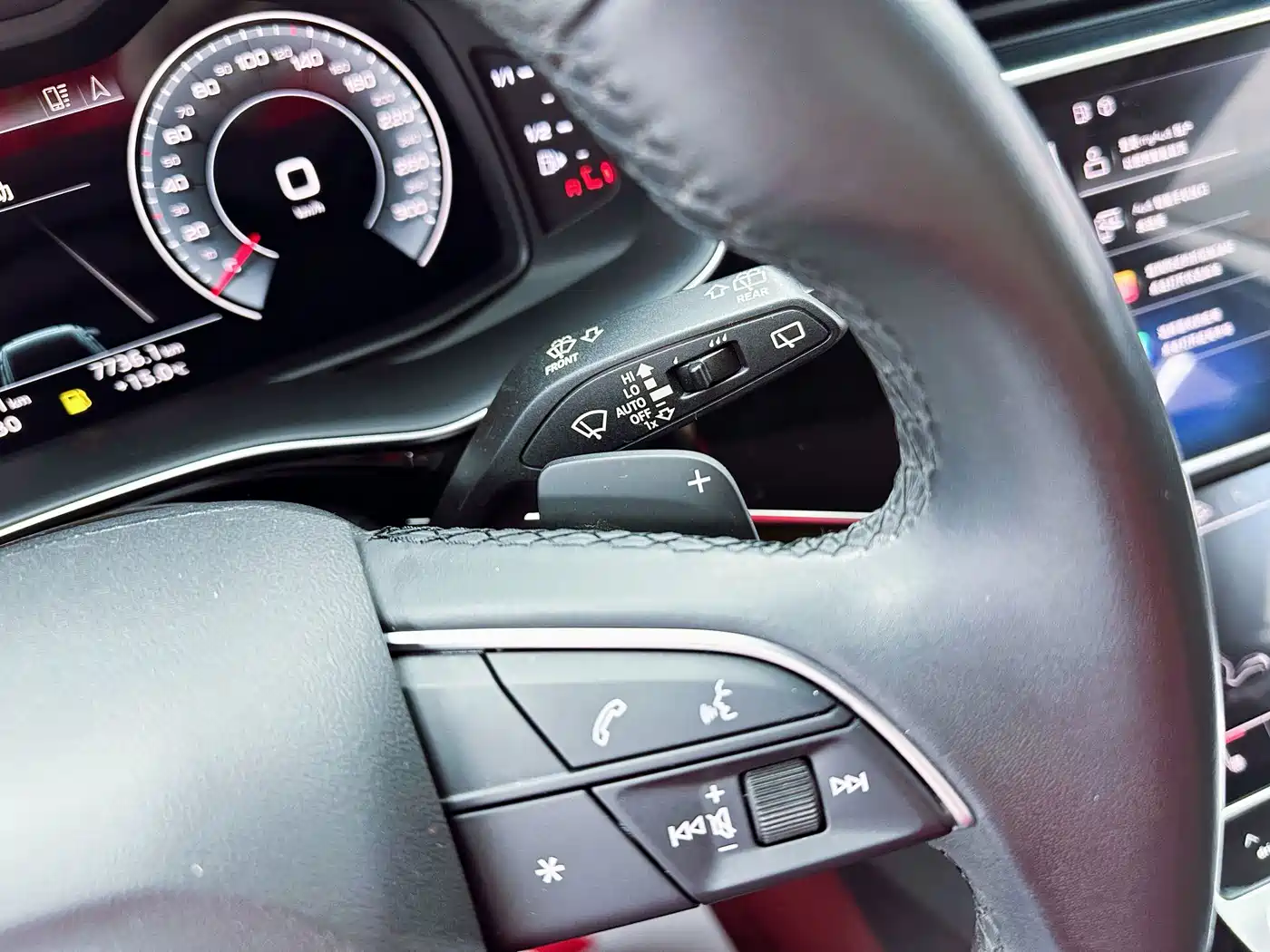 Audi Q8 2020 2019 55 TFSI Luxury Dynamic