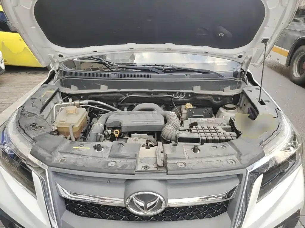 BAIC Huansu S5 2017 2017 1.3T Manual Deluxe