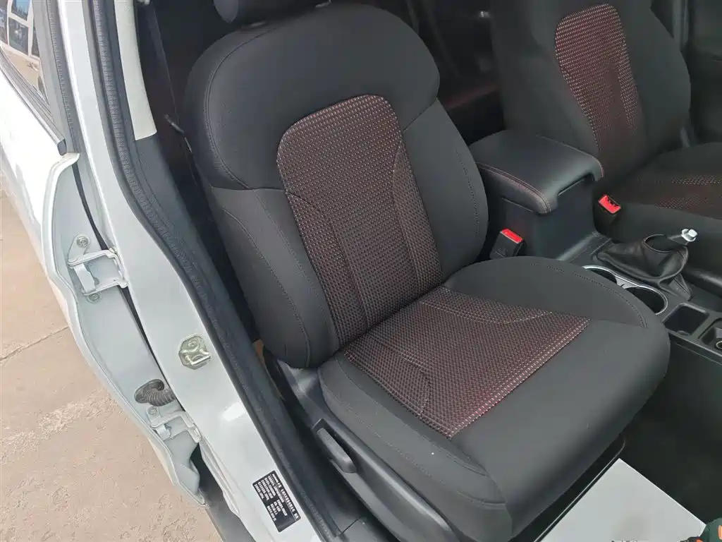 Haval M6 2019 1.5T Manual 2WD Urban Type China VI фото 20