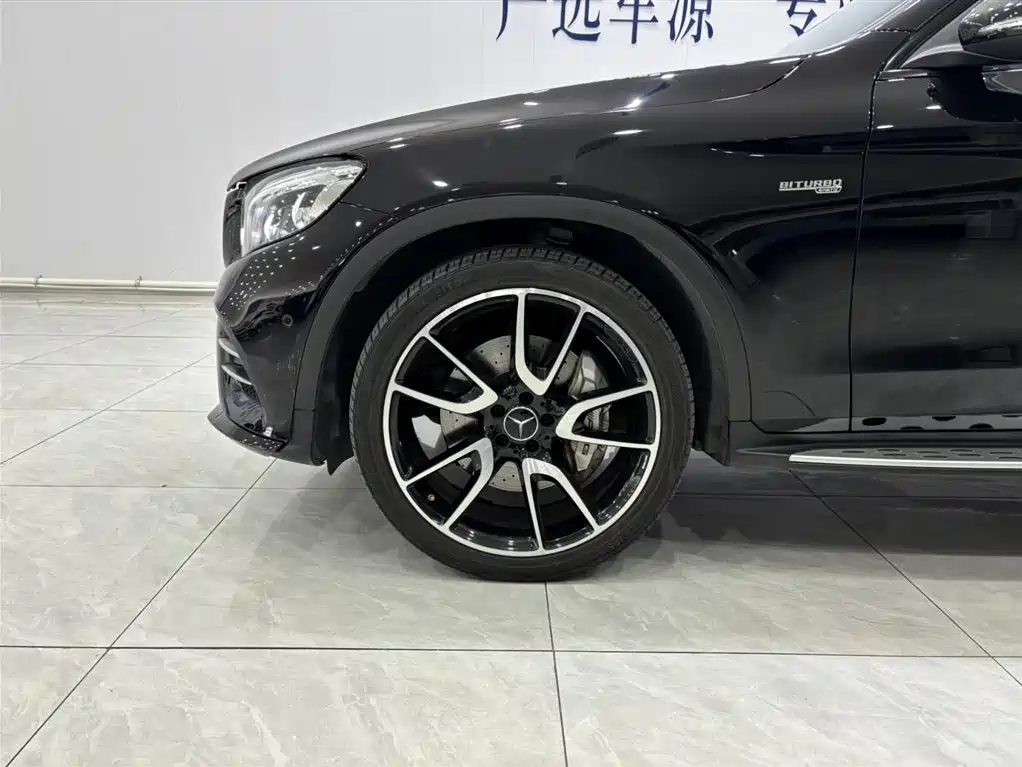 Mercedes-Benz GLC AMG 2017 AMG GLC 43 4MATIC фото 16