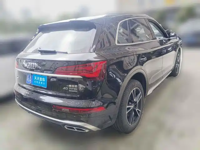 Audi Q5L 2023 40T Fashion Dynamic — фото 2