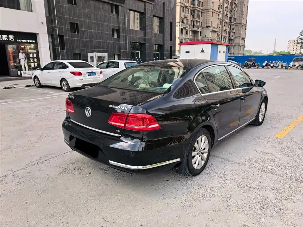 Volkswagen Magotan 2013 1.8TSI Luxury фото 14
