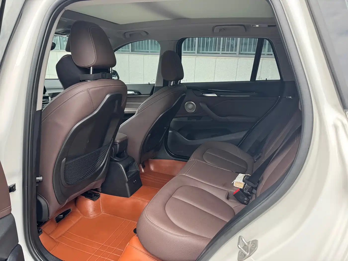 BMW X1 2022 sDrive20Li Fashion фото 4