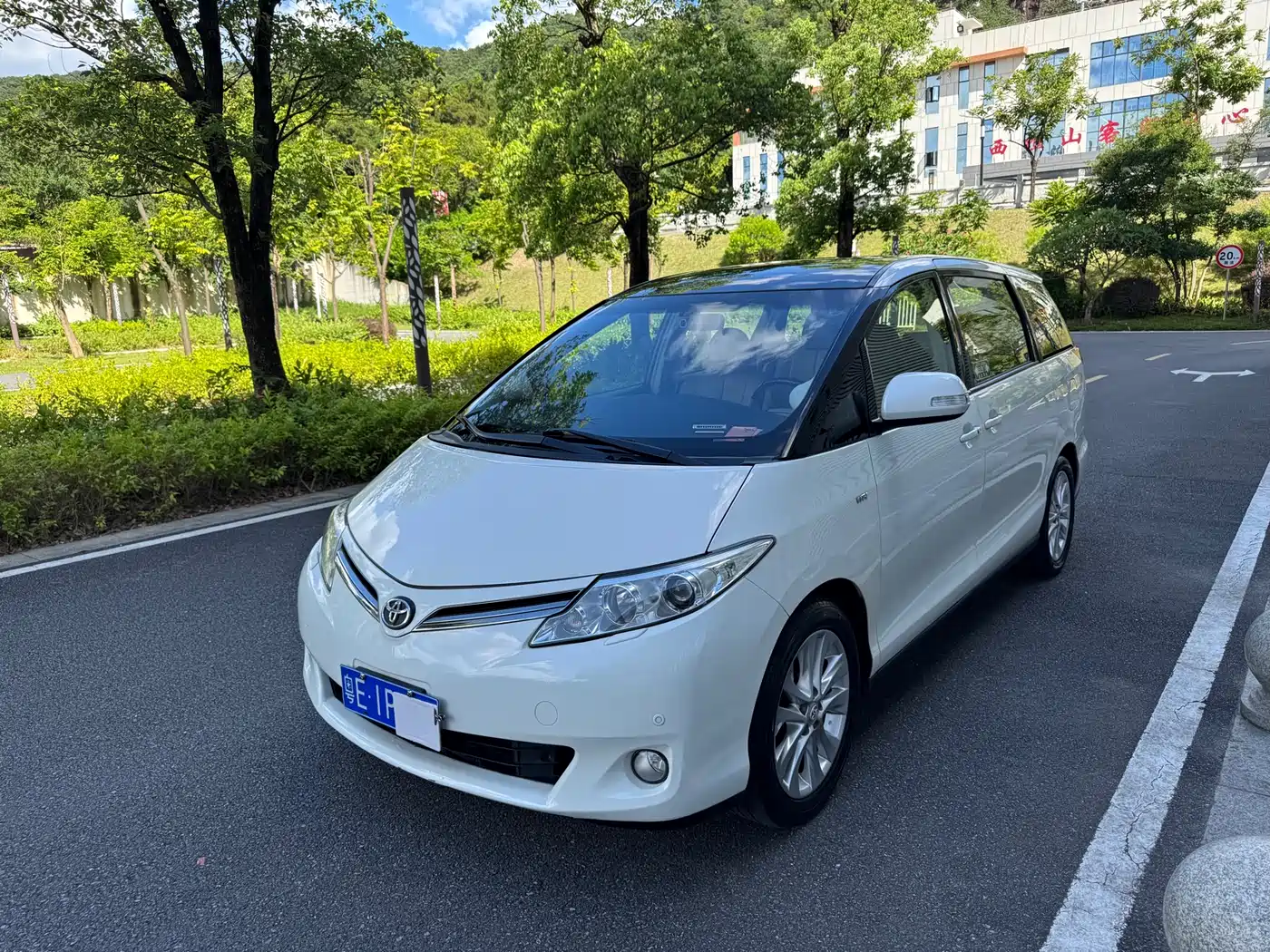 Toyota Previa 2012 2012 2.4L 7-Seater Luxury Edition